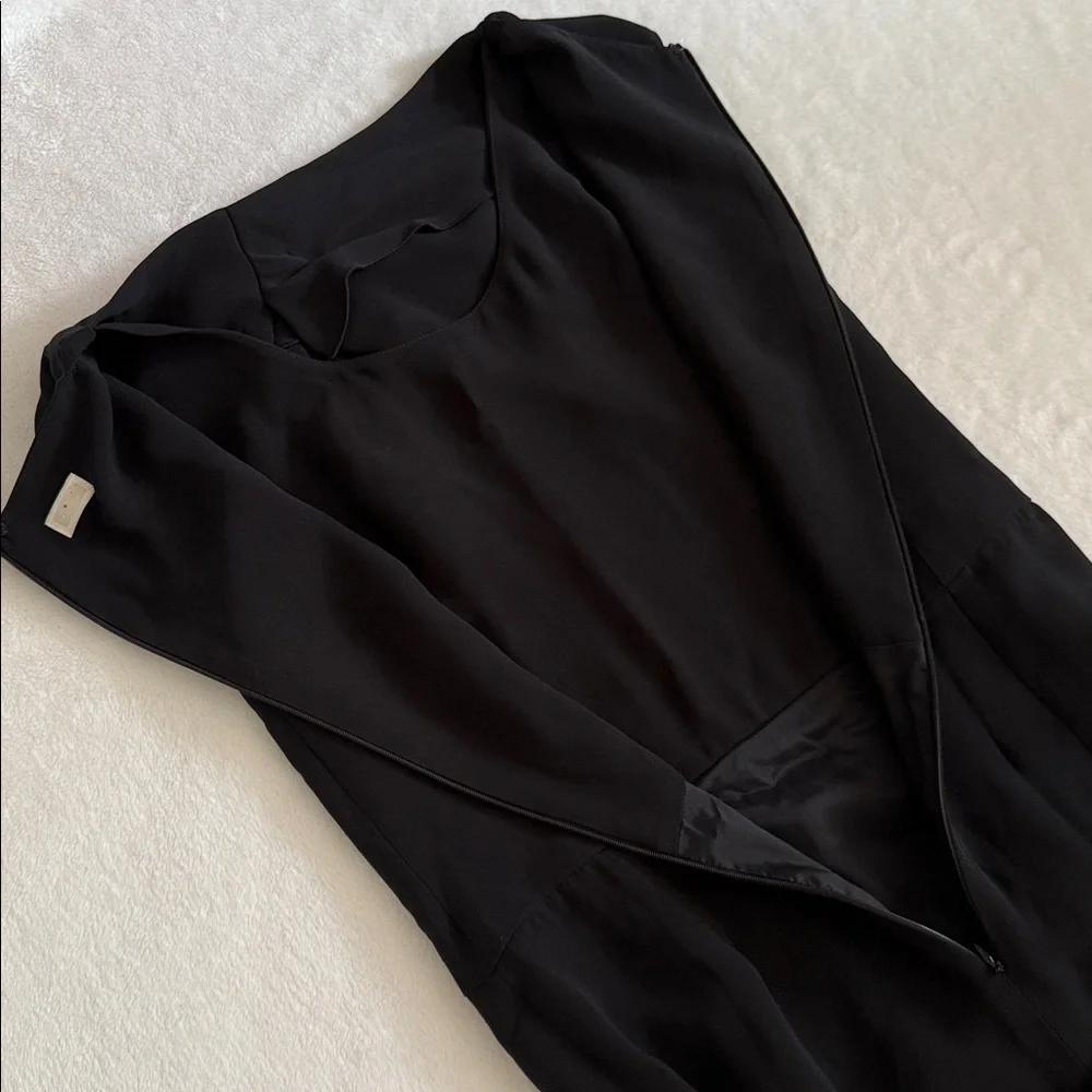 Kiton Napoli | Silk LBD Dress with Belt Made in Italy Black (IT 44) - Picture 10 of 16